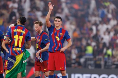 Pau Cubarsi, FC Barcelona ve Real Madrid (Maciej Rogowski / Ball Raw Images) takımları arasında oynanan İspanya Süper Kupa Finali sırasında görüldü.)