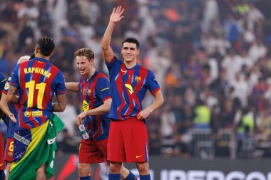 Pau Cubarsi, FC Barcelona ve Real Madrid (Maciej Rogowski / Ball Raw Images) takımları arasında oynanan İspanya Süper Kupa Finali sırasında görüldü.)