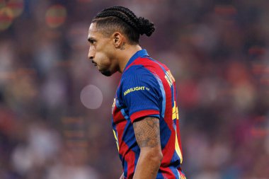 Raphinha, FC Barcelona ve Real Madrid (Maciej Rogowski / Ball Raw Images) takımları arasında oynanan İspanya Süper Kupa Finali maçında gol attıktan sonra kutlama yaparken görülüyor.)