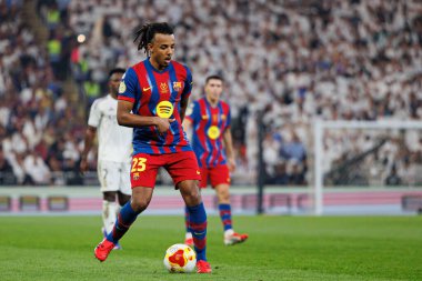 Jules Kounde İspanya Süper Kupası Finali sırasında FC Barcelona ve Real Madrid takımları arasında görüldü (Maciej Rogowski / Ball Raw Images)