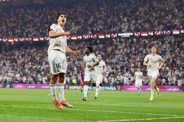 Gonzalo Garcia, FC Barcelona ve Real Madrid (Maciej Rogowski / Ball Raw Images) takımları arasında oynanan İspanya Süper Kupa Finali maçında gol attıktan sonra kutlama yaparken görüldü.)