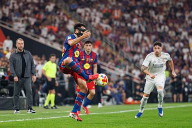 Eric Garcia, FC Barcelona ve Real Madrid takımları arasında oynanan İspanya Süper Kupası Finali sırasında görüldü (Maciej Rogowski / Ball Raw Images)