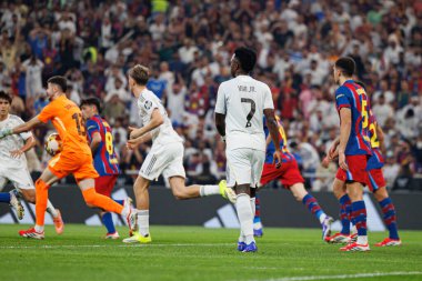 Vinicius Vini Junior FC Barcelona ve Real Madrid (Maciej Rogowski / Ball Raw Images) takımları arasında oynanan final maçında görüldü.)
