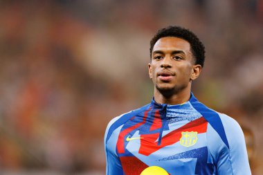 Alejandro Balde, FC Barcelona ve Real Madrid (Maciej Rogowski / Ball Raw Images) takımları arasında oynanan İspanya Süper Kupa Finali sırasında görüldü.)