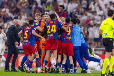 Ronald Araujo FC Barcelona ve Real Madrid (Maciej Rogowski / Ball Raw Images) takımları arasında oynanan İspanya Süper Kupa Finali sırasında görüldü.)