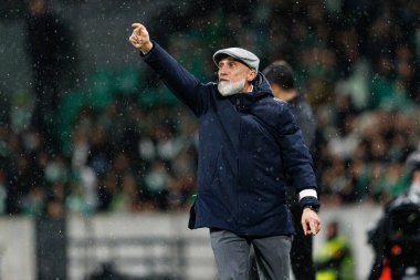 Alvaro Pacheco, Liga Portekiz maçı sırasında Estadio Jose Alvalade 'deki Casa Pia AC (Maciej Rogowski / Ball Raw Images) takımları arasında görüldü.)