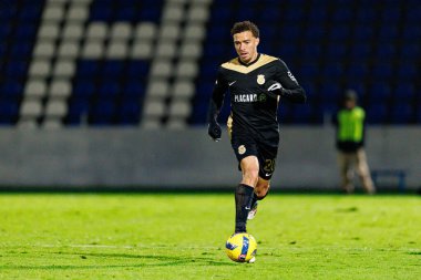 FC Alverca ve Moreirense FC (Maciej Rogowski / Ball Raw Images) takımları arasında Liga Portekiz maçında görüldü.)