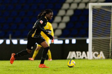 Bastien Meupiyou, Liga Portekiz maçı sırasında FC Alverca ve Moreirense FC (Maciej Rogowski / Ball Raw Images) takımları arasında görüldü.)