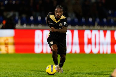 Lincoln Henrique Oliveira dos Santos Liga Portekiz maçı sırasında FC Alverca ve Moreirense FC (Maciej Rogowski / Ball Raw Images) takımları arasında görüldü.)