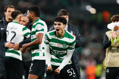 Joao Simoes, UEFA Şampiyonlar Ligi maçında Estadio Jose Alvalade 'de (Maciej Rogowski / Ball Raw Images) Sporting CP ve Paris Saint-Germain takımları arasında görüldü.)