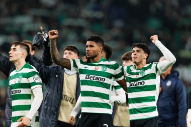 Matheus Reis ve Joao Simoes, UEFA Şampiyonlar Ligi maçında Estadio Jose Alvalade 'de (Maciej Rogowski / Ball Raw Images) Sporting CP ve Paris Saint-Germain takımları arasında görüldü.)