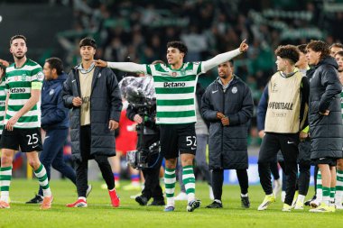 Joao Simoes, UEFA Şampiyonlar Ligi maçında Estadio Jose Alvalade 'de (Maciej Rogowski / Ball Raw Images) Sporting CP ve Paris Saint-Germain takımları arasında görüldü.)