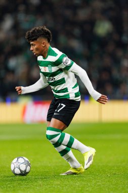 Alisson Santos, UEFA Şampiyonlar Ligi maçında Estadio Jose Alvalade 'de (Maciej Rogowski / Ball Raw Images) Sporting CP ve Paris Saint-Germain takımları arasında görüldü.)