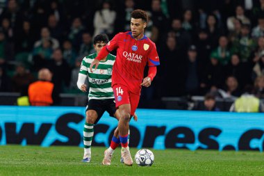 Estadio Jose Alvalade 'de (Maciej Rogowski / Ball Raw Images) Sporting CP ve Paris Saint-Germain takımları arasında oynanan UEFA Şampiyonlar Ligi maçında Desire Doue görüldü)