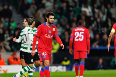 Warren Zaire-Emery UEFA Şampiyonlar Ligi maçında Estadio Jose Alvalade 'de (Maciej Rogowski / Ball Raw Images) Sporting CP ve Paris Saint-Germain takımları arasında görüldü.)