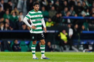 Joao Simoes, UEFA Şampiyonlar Ligi maçında Estadio Jose Alvalade 'de (Maciej Rogowski / Ball Raw Images) Sporting CP ve Paris Saint-Germain takımları arasında görüldü.)