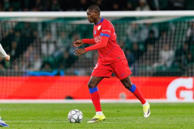 Nuno Mendes UEFA Şampiyonlar Ligi maçında Estadio Jose Alvalade 'de (Maciej Rogowski / Ball Raw Images) Sporting CP ve Paris Saint-Germain takımları arasında görüldü.)