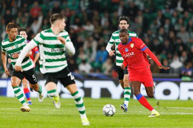 Nuno Mendes UEFA Şampiyonlar Ligi maçında Estadio Jose Alvalade 'de (Maciej Rogowski / Ball Raw Images) Sporting CP ve Paris Saint-Germain takımları arasında görüldü.)