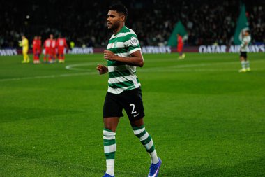 Matheus Reis UEFA Şampiyonlar Ligi maçında Estadio Jose Alvalade 'de (Maciej Rogowski / Ball Raw Images) Sporting CP ve Paris Saint-Germain takımları arasında görüldü.)