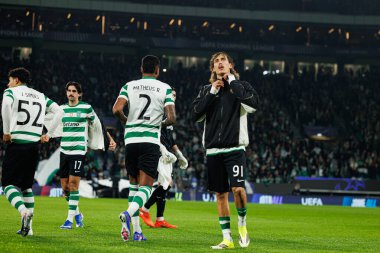 Ricardo Mangas, UEFA Şampiyonlar Ligi maçında Estadio Jose Alvalade 'de (Maciej Rogowski / Ball Raw Images) Sporting CP ve Paris Saint-Germain takımları arasında görüldü.)