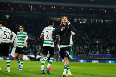 Ricardo Mangas, UEFA Şampiyonlar Ligi maçında Estadio Jose Alvalade 'de (Maciej Rogowski / Ball Raw Images) Sporting CP ve Paris Saint-Germain takımları arasında görüldü.)