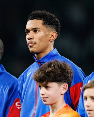 Senny Mayulu UEFA Şampiyonlar Ligi maçında Estadio Jose Alvalade 'de (Maciej Rogowski / Ball Raw Images) Sporting CP ve Paris Saint-Germain takımları arasında görüldü.)