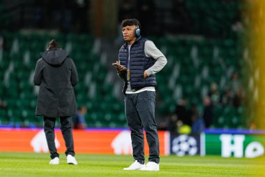 Alisson Santos, UEFA Şampiyonlar Ligi maçında Estadio Jose Alvalade 'de (Maciej Rogowski / Ball Raw Images) Sporting CP ve Paris Saint-Germain takımları arasında görüldü.)