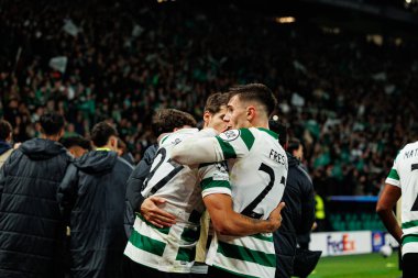 Sporcu Oyuncuları, Estadio Jose Alvalade 'deki (Maciej Rogowski / Ball Raw Images) Sporting CP ve Paris Saint-Germain takımları arasında oynanan UEFA Şampiyonlar Ligi maçında Luis Suarez' den gol üstüne gol atarken görüldü.)