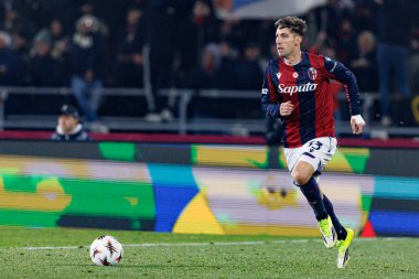 Juan Miranda, Bologna FC ve Celtic FC (Maciej Rogowski / Ball Raw Images) arasında oynanan UEFA Avrupa Ligi faz maçında görüldü.)