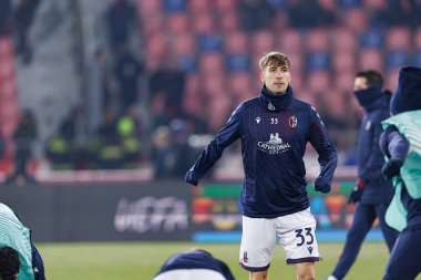 Juan Miranda, Bologna FC ve Celtic FC (Maciej Rogowski / Ball Raw Images) arasında oynanan UEFA Avrupa Ligi faz maçında görüldü.)