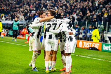 Weston McKennie, Juventus FC ve SL Benfica (Maciej Rogowski / Ball Raw Images) arasındaki Şampiyonlar Ligi faz maçını kutluyor)