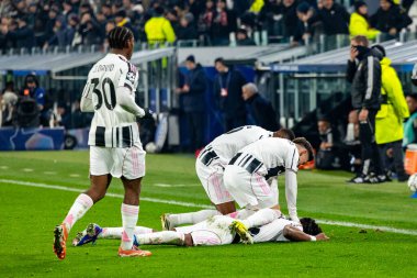 Khephren Thuram, Juventus FC ile SL Benfica (Maciej Rogowski / Ball Raw Images) arasındaki Şampiyonlar Ligi faz maçını kutluyor.)