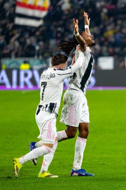 Khephren Thuram, Juventus FC ile SL Benfica (Maciej Rogowski / Ball Raw Images) arasındaki Şampiyonlar Ligi faz maçını kutluyor.)