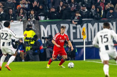 Samuel Dahl, Juventus FC ve SL Benfica (Maciej Rogowski / Ball Raw Images) arasındaki Şampiyonlar Ligi faz maçında görüldü.)