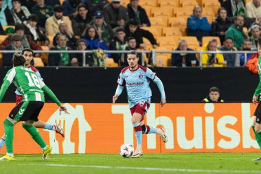 Anis Moussa, Real Betis Balompie ve Feyenoord Rotterdam (Maciej Rogowski / Ball Raw Images) takımları arasında oynanan UEFA Avrupa Ligi maçında görüldü.)