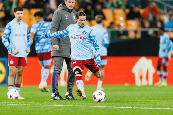 Anis Hacı Moussa, Real Betis Balompie ve Feyenoord Rotterdam (Maciej Rogowski / Ball Raw Images) takımları arasında oynanan UEFA Avrupa Ligi maçında görüldü.)