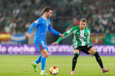 Antoine Griezmann ve Nelson Deossa Copa Del Rey çeyrek final maçında Real Betis Balompie ve Atletico de Madrid (Maciej Rogowski / Ball Raw Images)