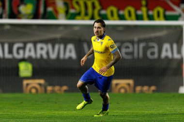 Ricard Sanchez, Liga Portekiz maçı sırasında Estrela Amadora ve GD Estoril praia takımları arasında Estadio Jose Gomes 'de görüldü (Maciej Rogowski / Ball Raw Images)