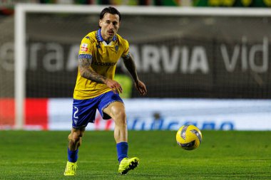 Ricard Sanchez, Liga Portekiz maçı sırasında Estrela Amadora ve GD Estoril praia takımları arasında Estadio Jose Gomes 'de görüldü (Maciej Rogowski / Ball Raw Images)