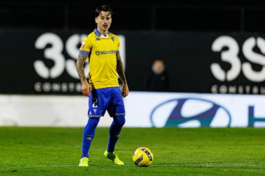 Ricard Sanchez, Liga Portekiz maçı sırasında Estrela Amadora ve GD Estoril praia takımları arasında Estadio Jose Gomes 'de görüldü (Maciej Rogowski / Ball Raw Images)
