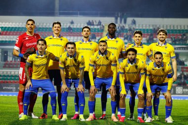 Estoril 'in takım fotoğrafı Liga Portekiz maçı sırasında Estrela Amadora ve GD Estoril praia takımları arasında Estadio Jose Gomes (Maciej Rogowski / Ball Raw Images)