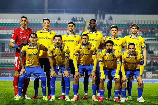 Estoril 'in takım fotoğrafı Liga Portekiz maçı sırasında Estrela Amadora ve GD Estoril praia takımları arasında Estadio Jose Gomes (Maciej Rogowski / Ball Raw Images)