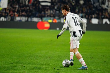 Kenan Yıldız, Juventus FC ve SL Benfica (Maciej Rogowski / Ball Raw Images) arasında Şampiyonlar Ligi faz maçında görüldü)