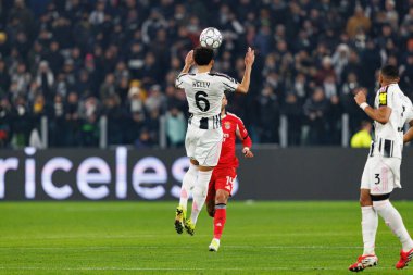Lloyd Kelly, Juventus FC ve SL Benfica (Maciej Rogowski / Ball Raw Images) arasındaki Şampiyonlar Ligi faz maçında görüldü)