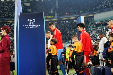 Anatoliy Trubin ve Tomas Araujo, Juventus FC ile SL Benfica (Maciej Rogowski / Ball Raw Images) arasındaki Şampiyonlar Ligi faz maçında görüldü.)