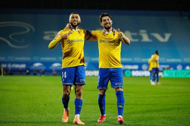 Yanis Begraoui ve Pizzi, Liga Portekiz maçında GD Estoril Praia ve Vitoria SC takımları arasında Estadio Antonio Coimbra da Mota (Maciej Rogowski / Ball Raw Images)