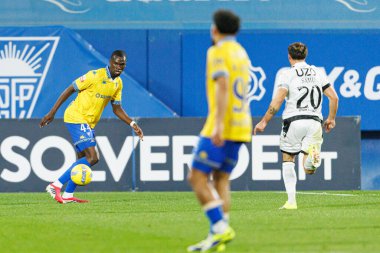 Kevin Boma, Liga Portekiz maçı sırasında Estoril Praia ve Vitoria SC takımları arasında Estadio Antonio Coimbra da Mota 'da görüldü (Maciej Rogowski / Ball Raw Images)