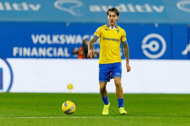 Ricard Sanchez Liga Portekiz maçı sırasında Estoril Praia ve Vitoria SC takımları arasında Estadio Antonio Coimbra da Mota 'da görüldü (Maciej Rogowski / Ball Raw Images)