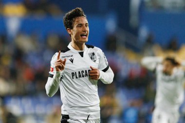 Matija Mitroviç, Liga Portekiz maçında GD Estoril Praia ve Vitoria SC takımları arasında Estadio Antonio Coimbra da Mota (Maciej Rogowski / Ball Raw Images)