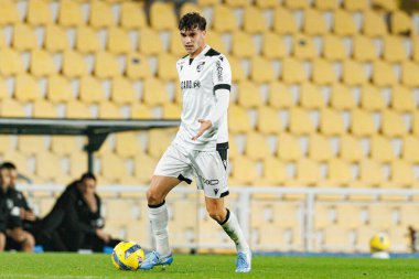 Miguel Nobrega, Liga Portekiz maçı sırasında Estoril Praia ve Vitoria SC takımları arasında Estadio Antonio Coimbra da Mota 'da görüldü (Maciej Rogowski / Ball Raw Images)